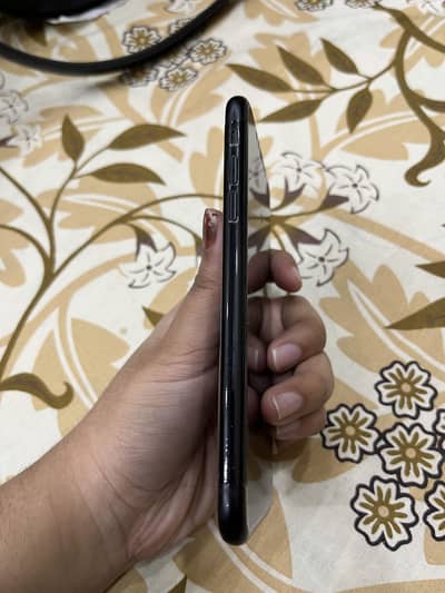 Apple iPhone XR