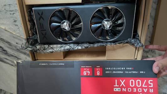 XFX RX 5700 XT 8GB PCIE 4 WITH BOX