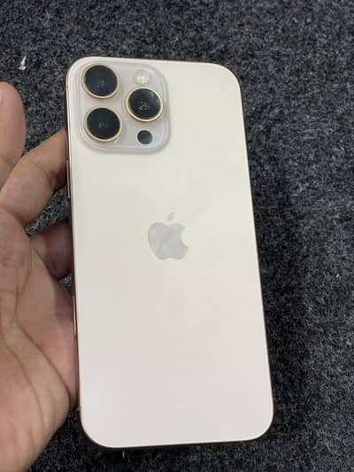 Apple iPhone 16 Pro Max