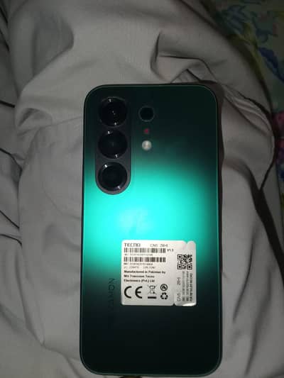 Tecno CAMON 40 Pro