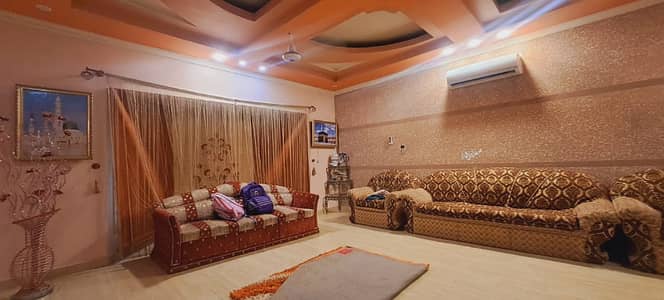 DHA PHASE 5, 900 Sq. Yards Bungalow For Sale