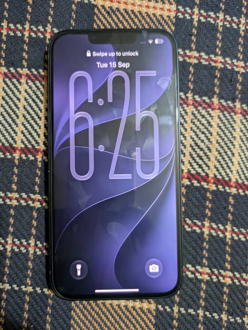 Apple iPhone 13 1