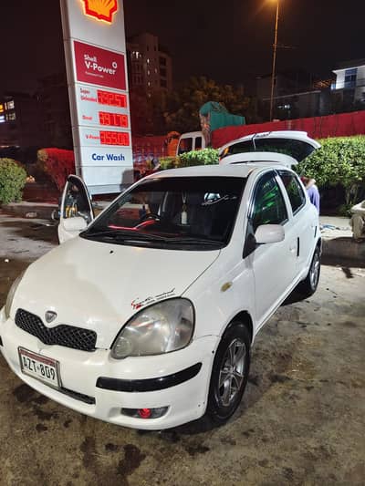 Toyota Vitz 2003