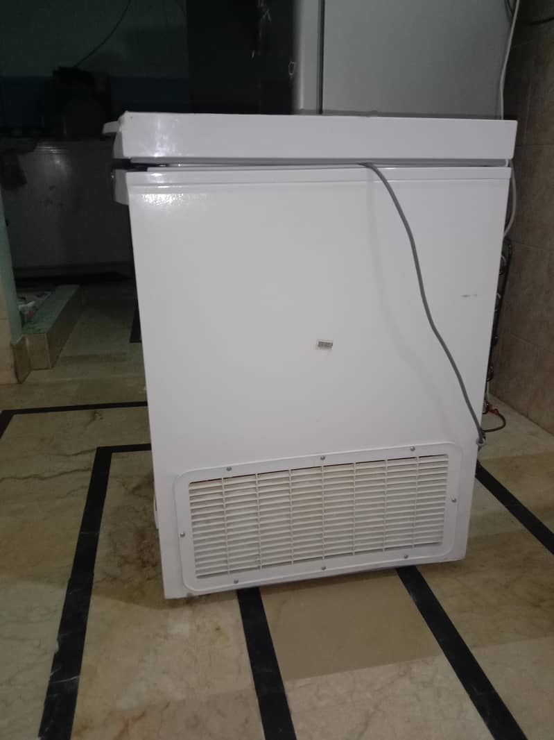 Dawlance Deep Freezer 2