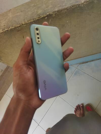 Vivo S1