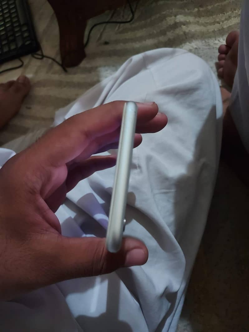 Apple iPhone 6S Plus 1