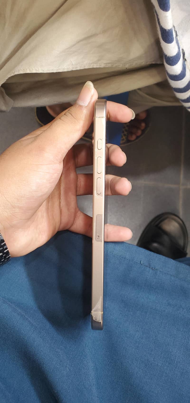 Apple iPhone 16 Pro Max 3