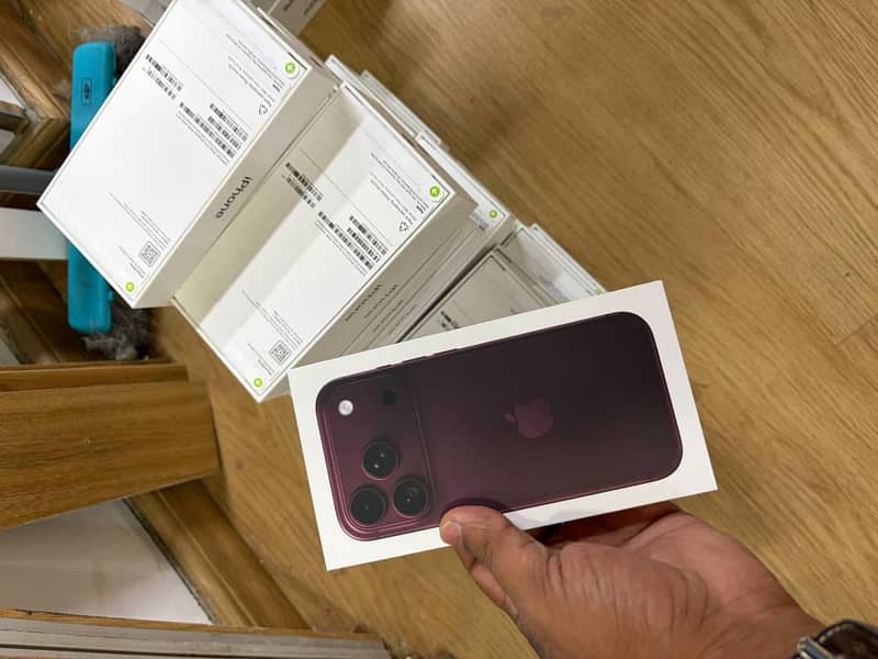 Apple iPhone 18 Pro Max 2