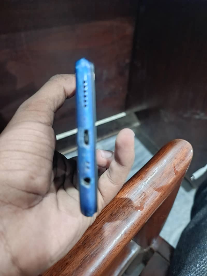 OPPO A3s 1