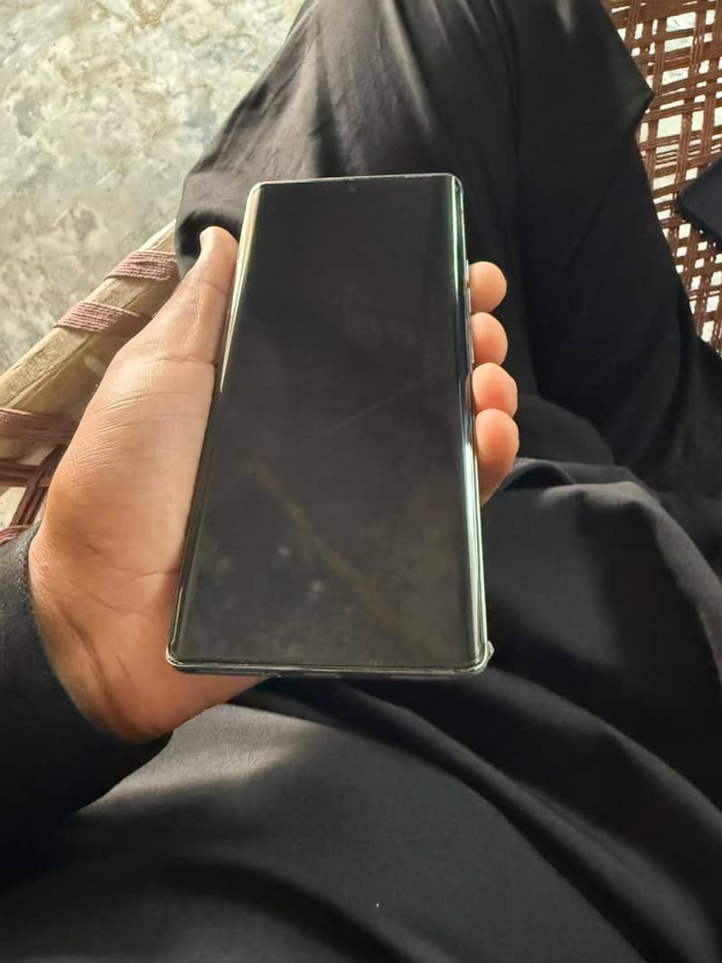 Tecno CAMON 40 Pro 2