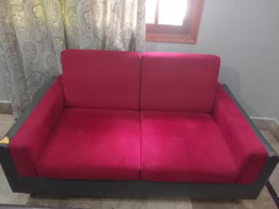 very good 4 seater sofa 9/10  condition