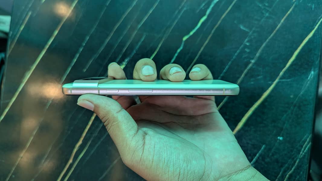 Google Pixel 8 1