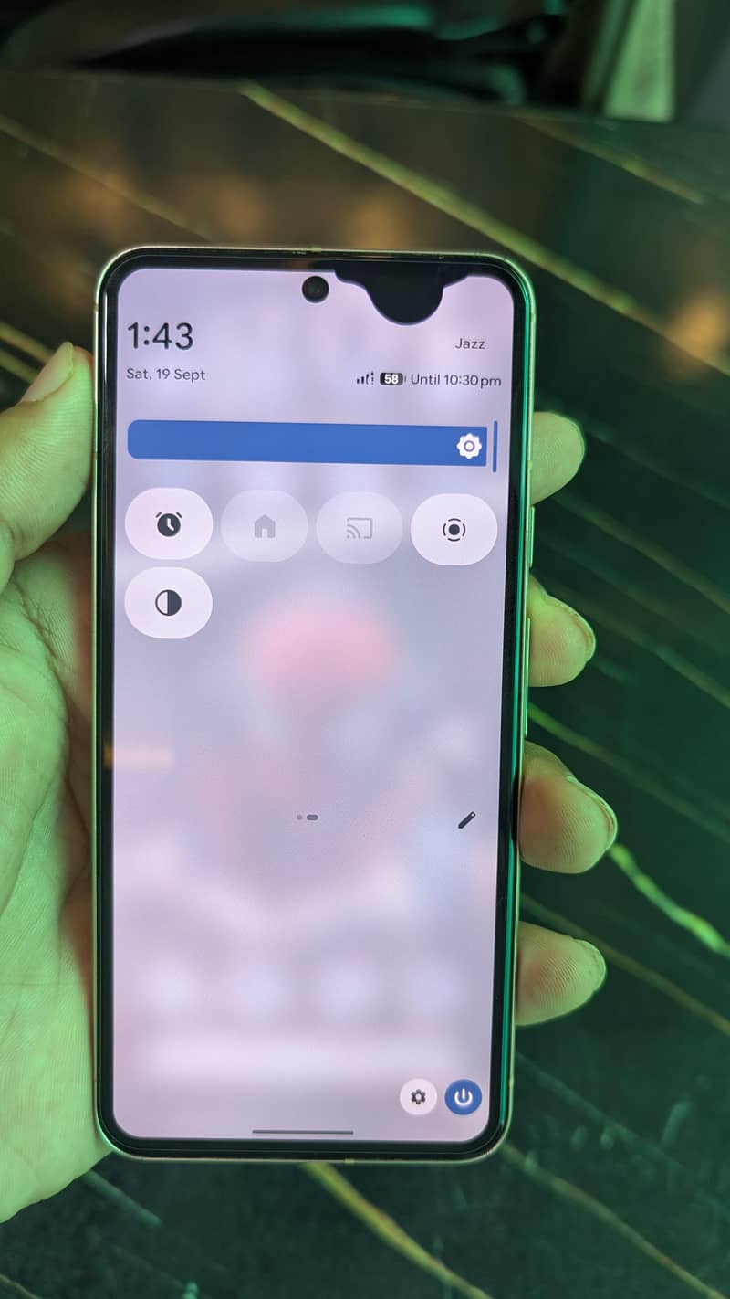 Google Pixel 8 2