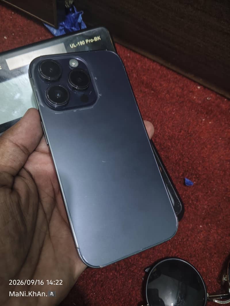 Apple iPhone 14 Pro 1