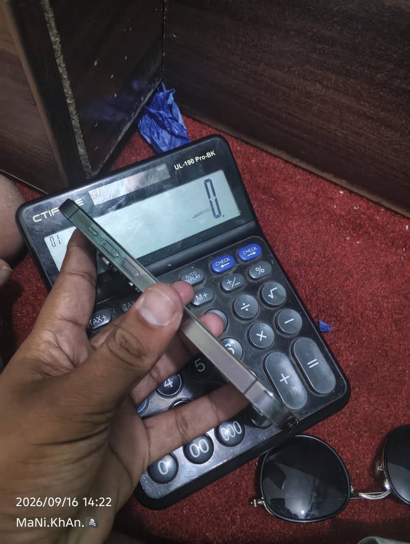 Apple iPhone 14 Pro 2