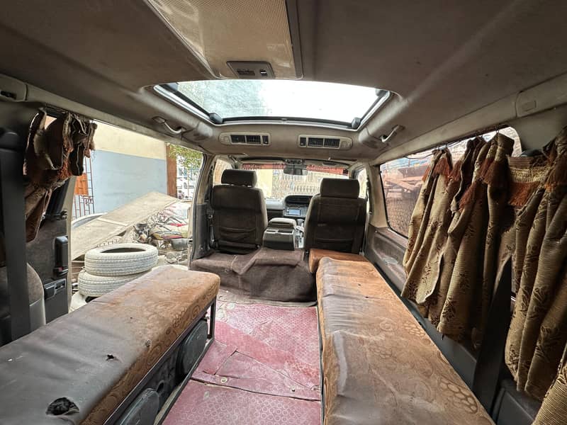 hiace 8
