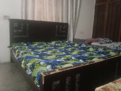 bed full size