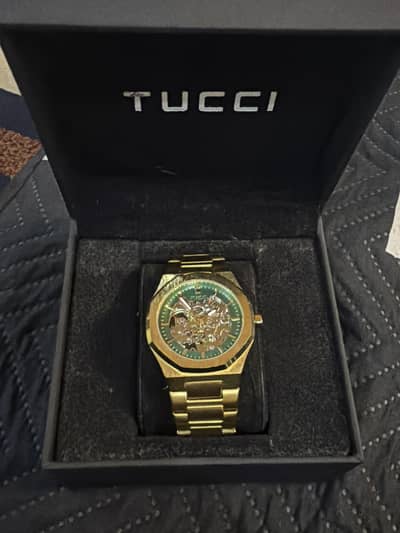 Tucci Vistoso Golden Watch – Original – Excellent Condition