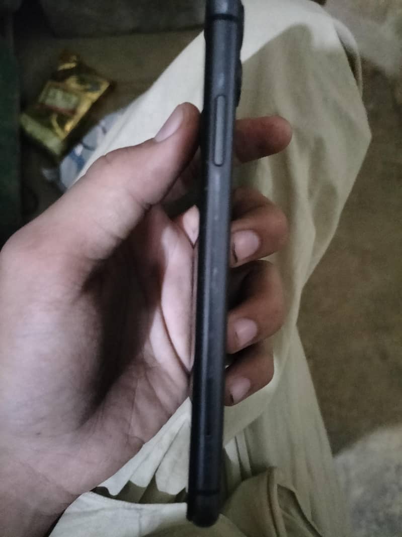 Apple iPhone 11 1