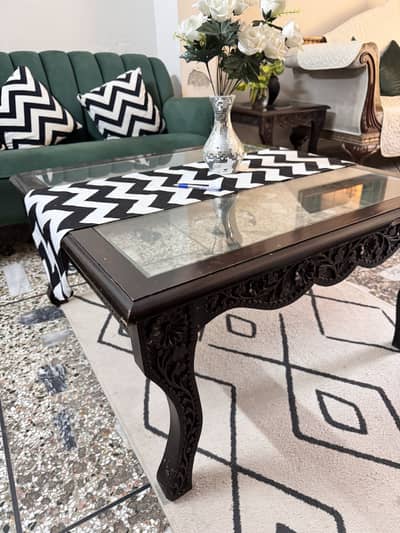 Centre tables