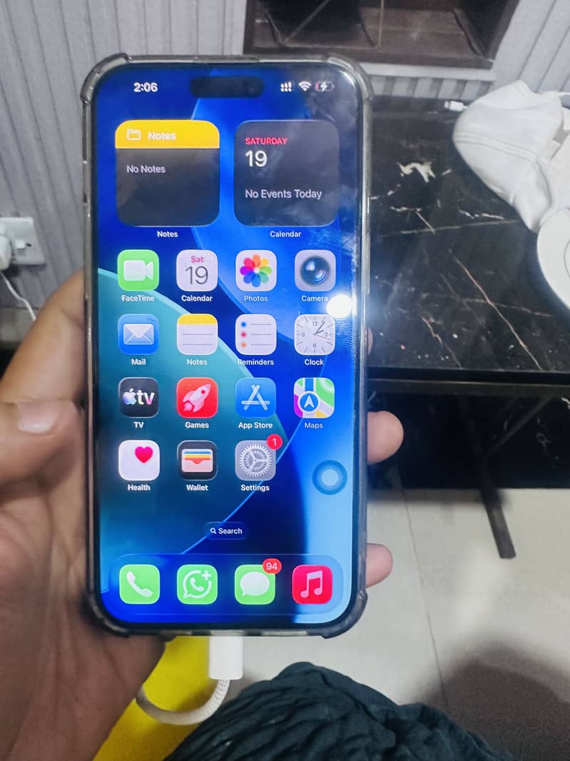 Apple iPhone 15 Pro Max 2