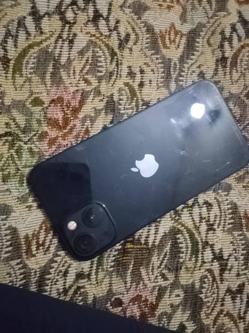 Apple iPhone 13 0