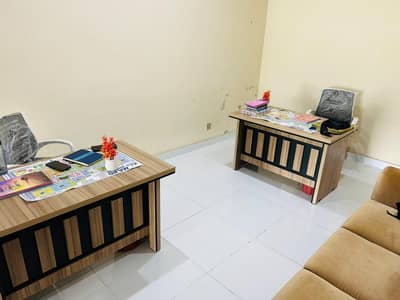 OFFICE TABLE CHAIRS AND SOFA FOR SALE IN VERY GOOD CONDITION JUST LIKE