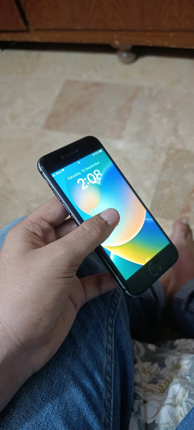 Apple iPhone 8 0