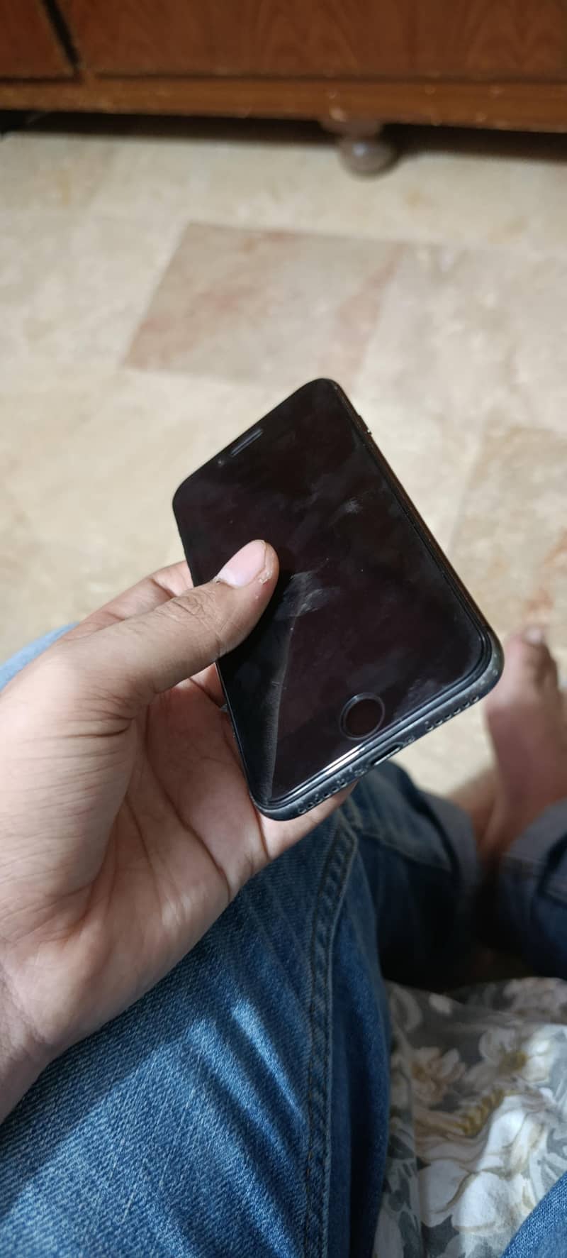 Apple iPhone 8 5