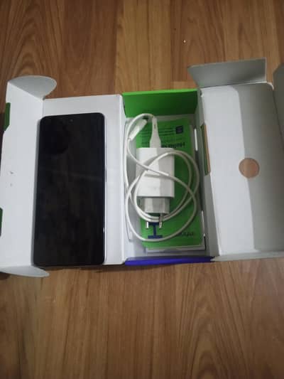 Infinix Hot 30
