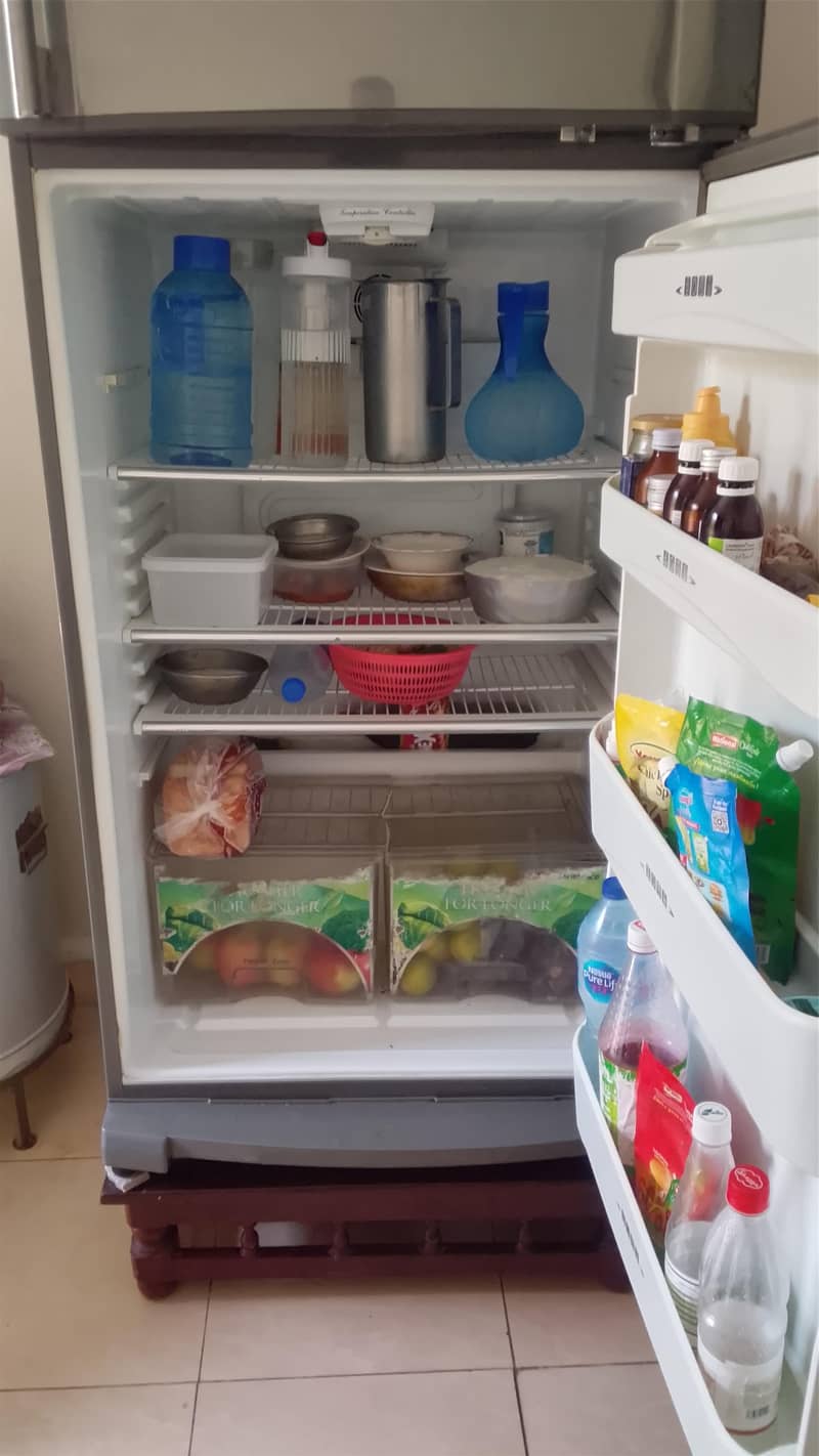 Dawlance fridge 0
