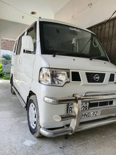 Nissan Clipper 2012
