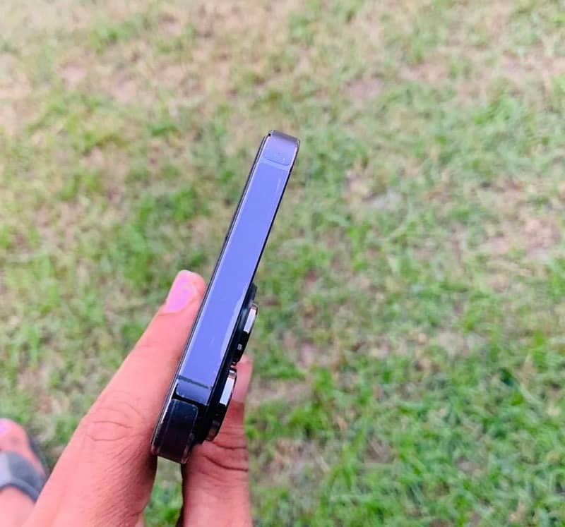 Apple iPhone 14 Pro Max 5