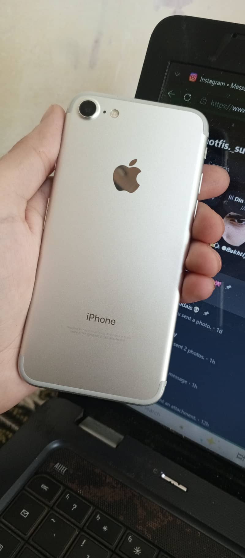 Apple iPhone 7 0