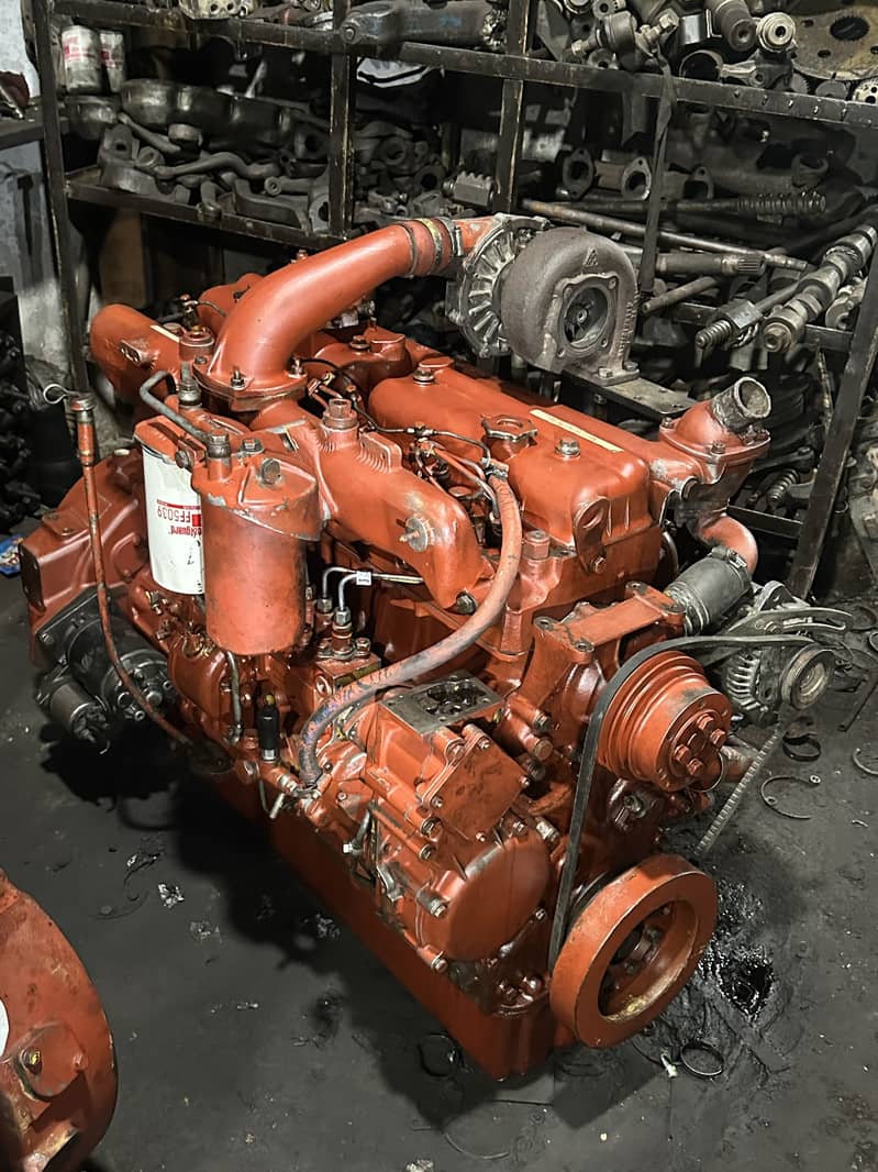 Harvester machine 115 engine 7