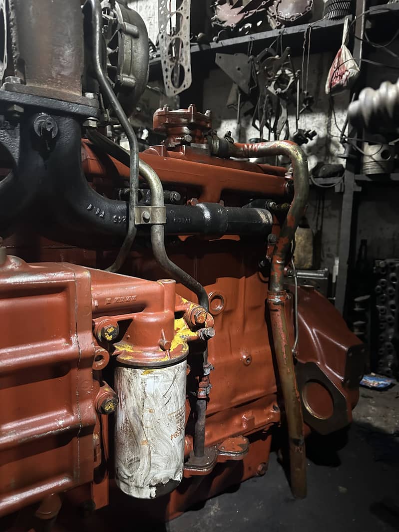 Harvester machine 115 engine 9