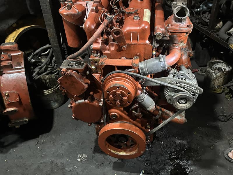 Harvester machine 115 engine 10