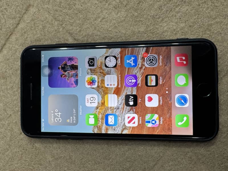 Apple iPhone 7 Plus 2