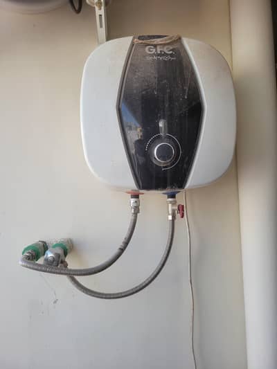 GFC Instant Gyser 10L