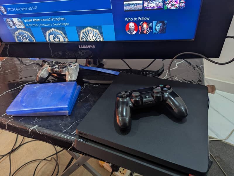 PS4 slim 1tb 0