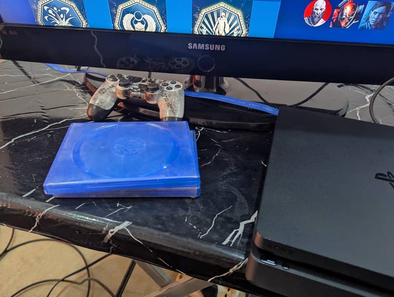 PS4 slim 1tb 4
