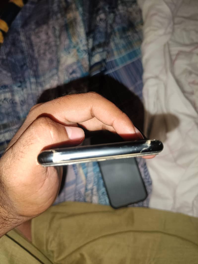 Apple iPhone SE 0