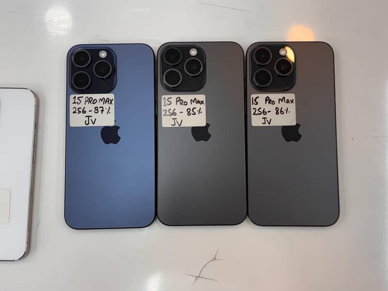 Apple iPhone 15 Pro Max 0