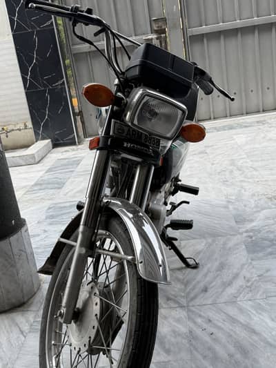 Honda 125 - 2023 - Black