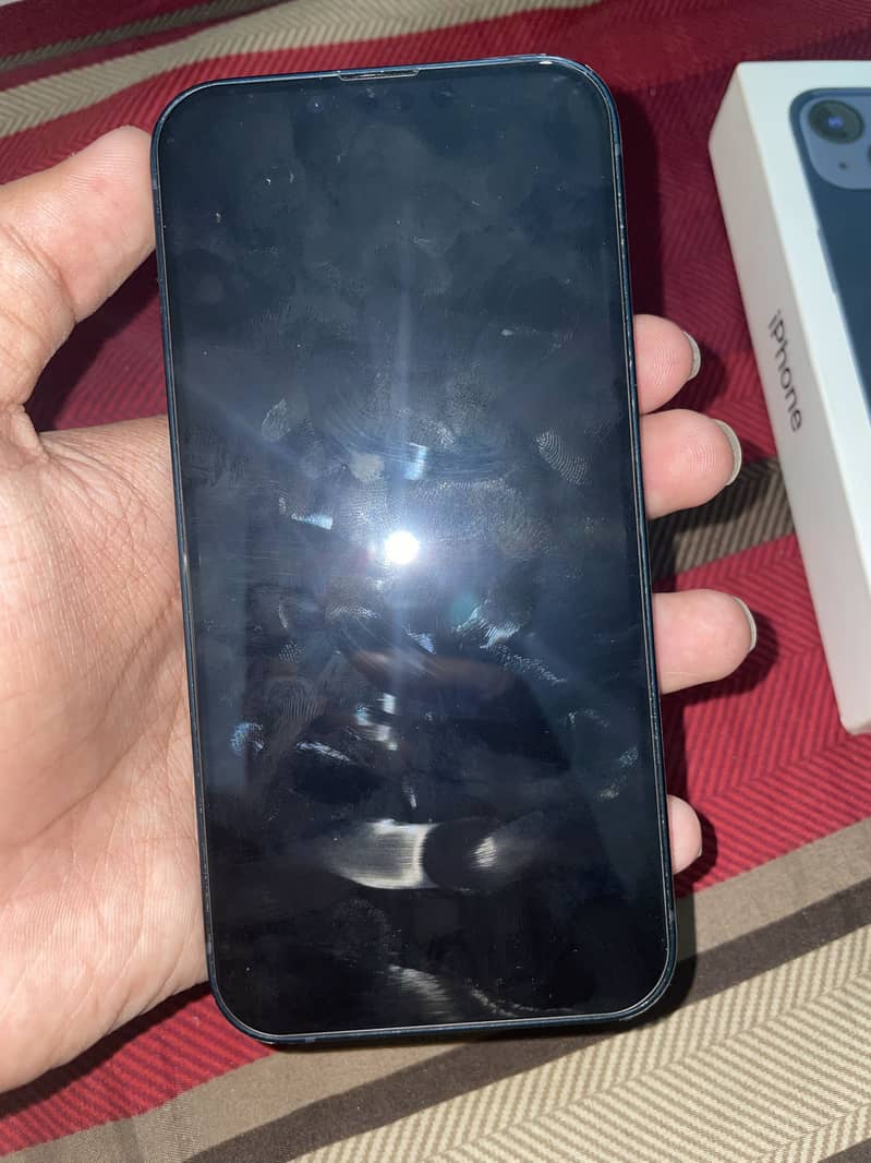 Apple iPhone 13 2