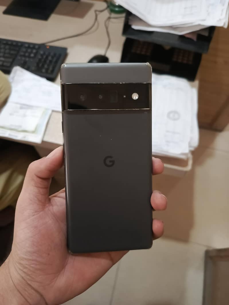 Google Pixel 6 Pro 2