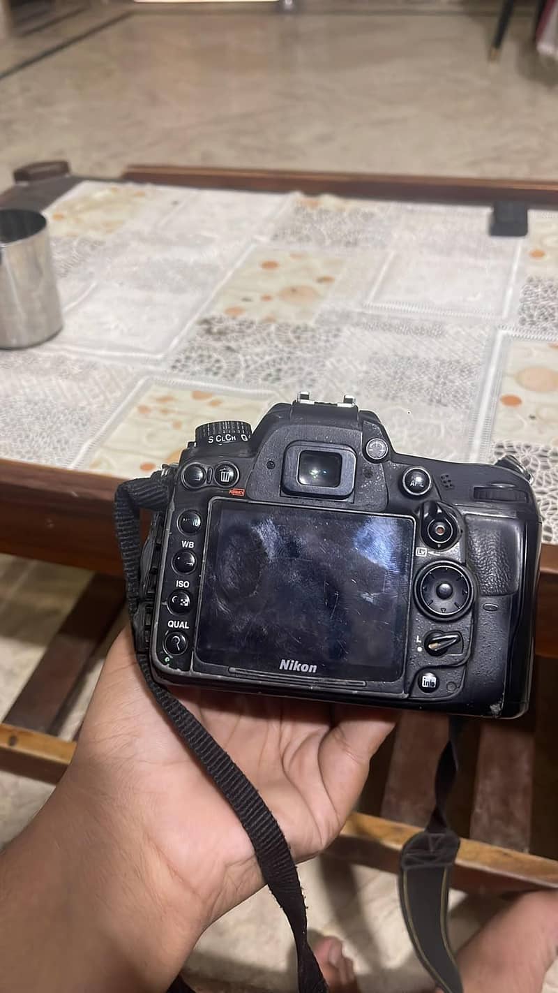 Nikon D7000 1