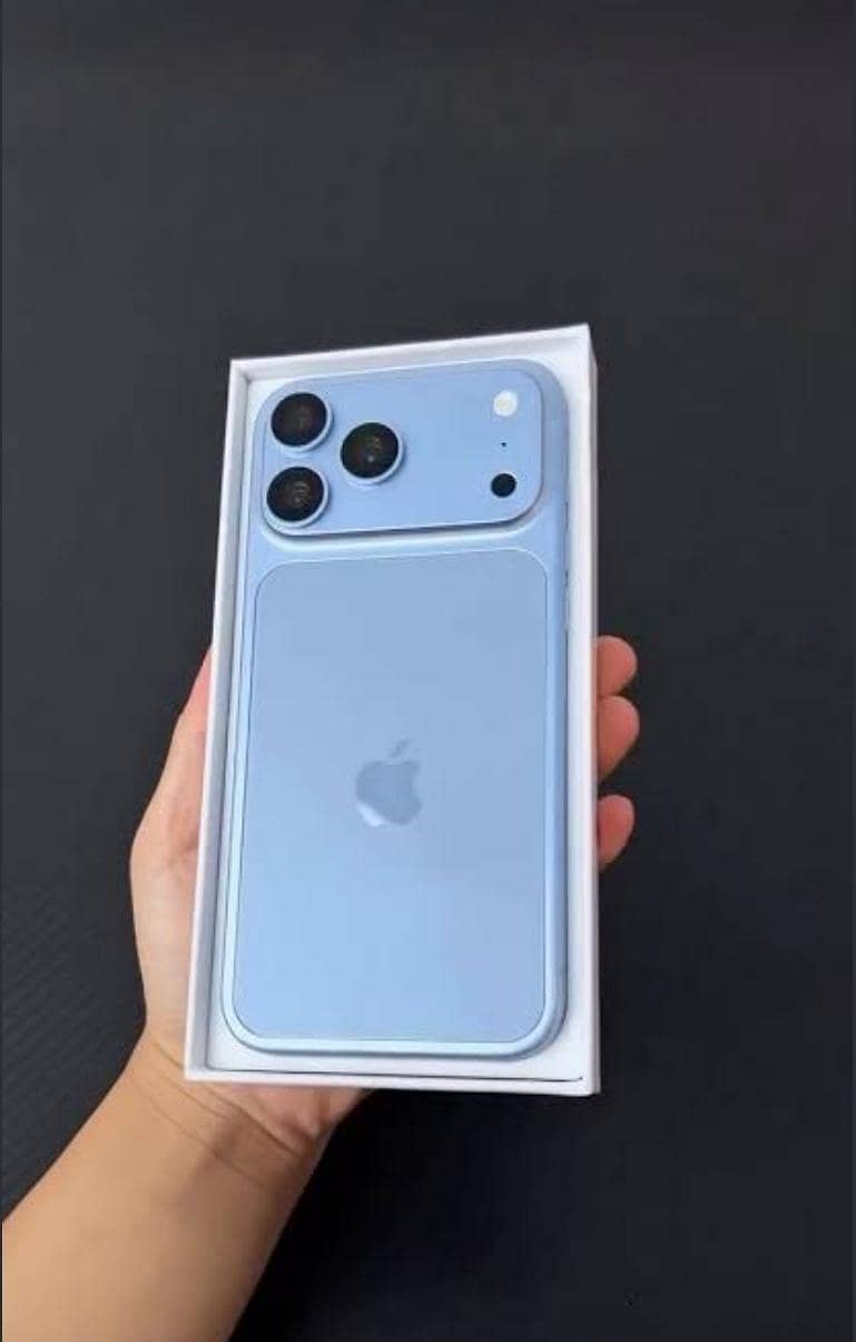 Apple iPhone 18 Pro Max 1