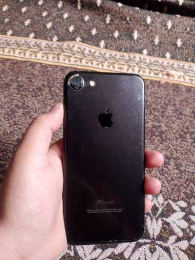 Apple iPhone 7