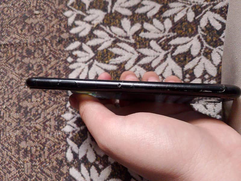 Apple iPhone 7 1